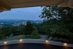 The Pillars Holiday home 9