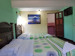 Hotel Panajachel Los Angeles