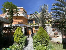 Hotel Panajachel Los Angeles