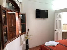 Hotel Panajachel Los Angeles