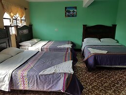 Hotel Panajachel Los Angeles