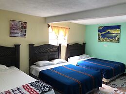 Hotel Panajachel Los Angeles