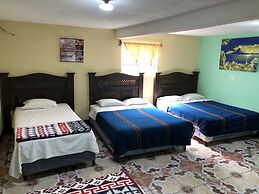 Hotel Panajachel Los Angeles