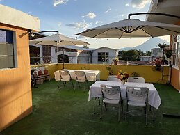 Hotel Panajachel Los Angeles