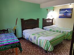 Hotel Panajachel Los Angeles