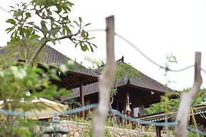 Sunday Huts Lembongan