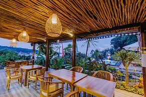 Sunday Huts Lembongan