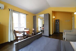 TripThrill Costa Del Sol 5BHK Villa