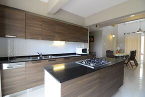 TripThrill Costa Del Sol 5BHK Villa