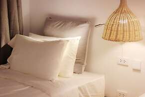 YOLO Bangkok Boutique Hotel