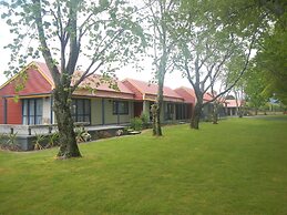 ASURE Oak Estate Motor Lodge