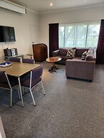 ASURE Oak Estate Motor Lodge