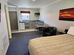 ASURE Oak Estate Motor Lodge