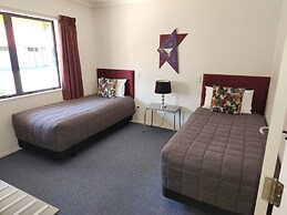 ASURE Oak Estate Motor Lodge