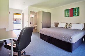 ASURE Oak Estate Motor Lodge