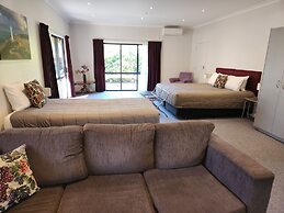 ASURE Oak Estate Motor Lodge