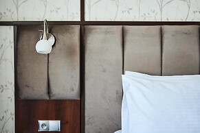 Metropolo by Golden Tulip