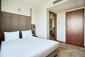 Metropolo by Golden Tulip