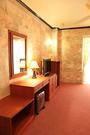 Golden Dragon Resort