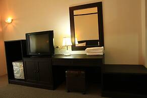 Golden Dragon Resort