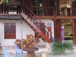 Yen Nhu Guesthouse - Hostel