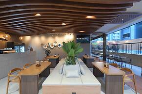O2 Grand Suvarnabhumi Airport - Free Scheduled Shuttle from Hotel to S