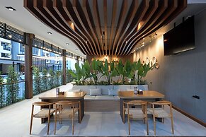 O2 Grand Suvarnabhumi Airport - Free Scheduled Shuttle from Hotel to S