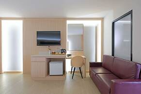 O2 Grand Suvarnabhumi Airport - Free Scheduled Shuttle from Hotel to S