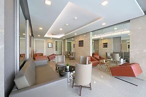 O2 Grand Suvarnabhumi Airport - Free Scheduled Shuttle from Hotel to S