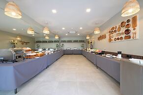 O2 Grand Suvarnabhumi Airport - Free Scheduled Shuttle from Hotel to S