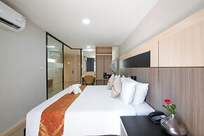 O2 Grand Suvarnabhumi Airport - Free Scheduled Shuttle from Hotel to S