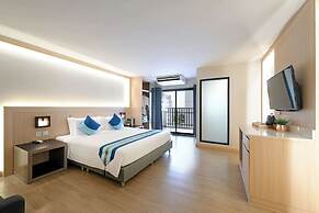 O2 Grand Suvarnabhumi Airport - Free Scheduled Shuttle from Hotel to S