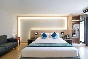 O2 Grand Suvarnabhumi Airport - Free Scheduled Shuttle from Hotel to S