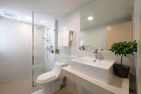O2 Grand Suvarnabhumi Airport - Free Scheduled Shuttle from Hotel to S
