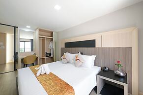 O2 Grand Suvarnabhumi Airport - Free Scheduled Shuttle from Hotel to S