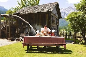 Family Resort Rainer