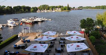 Hotel & Restaurant Müritzterrasse