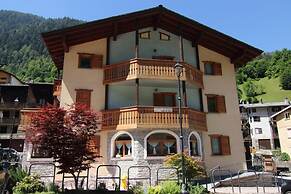 Hotel Ristorante Valle Del Bitto