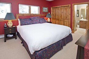 2239a Chamonix 3 Bedroom Home by Redawning