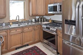 2239a Chamonix 3 Bedroom Home by Redawning