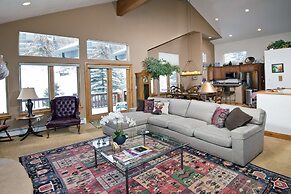 2239a Chamonix 3 Bedroom Home by Redawning