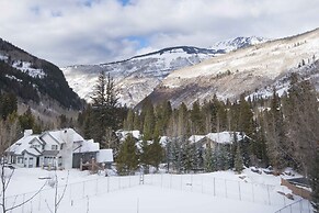 Timberfalls 1905 3 Bedroom Condo by RedAwning