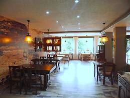 Zum Valwiger Herrenberg