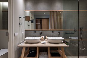 Ikones Seafront Luxury Suites - Adults Only