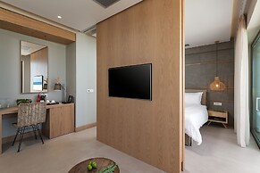 Ikones Seafront Luxury Suites - Adults Only