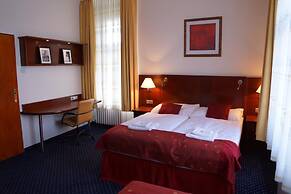 Hotel Grand