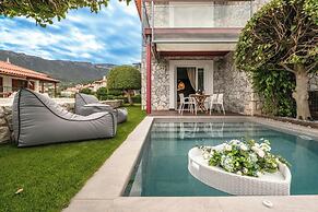 Tyros Boutique Houses