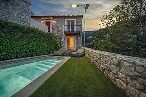 Tyros Boutique Houses