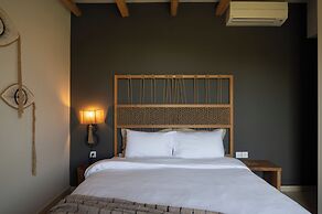 Tyros Boutique Houses