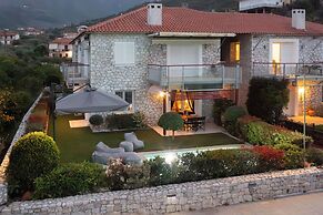 Tyros Boutique Houses